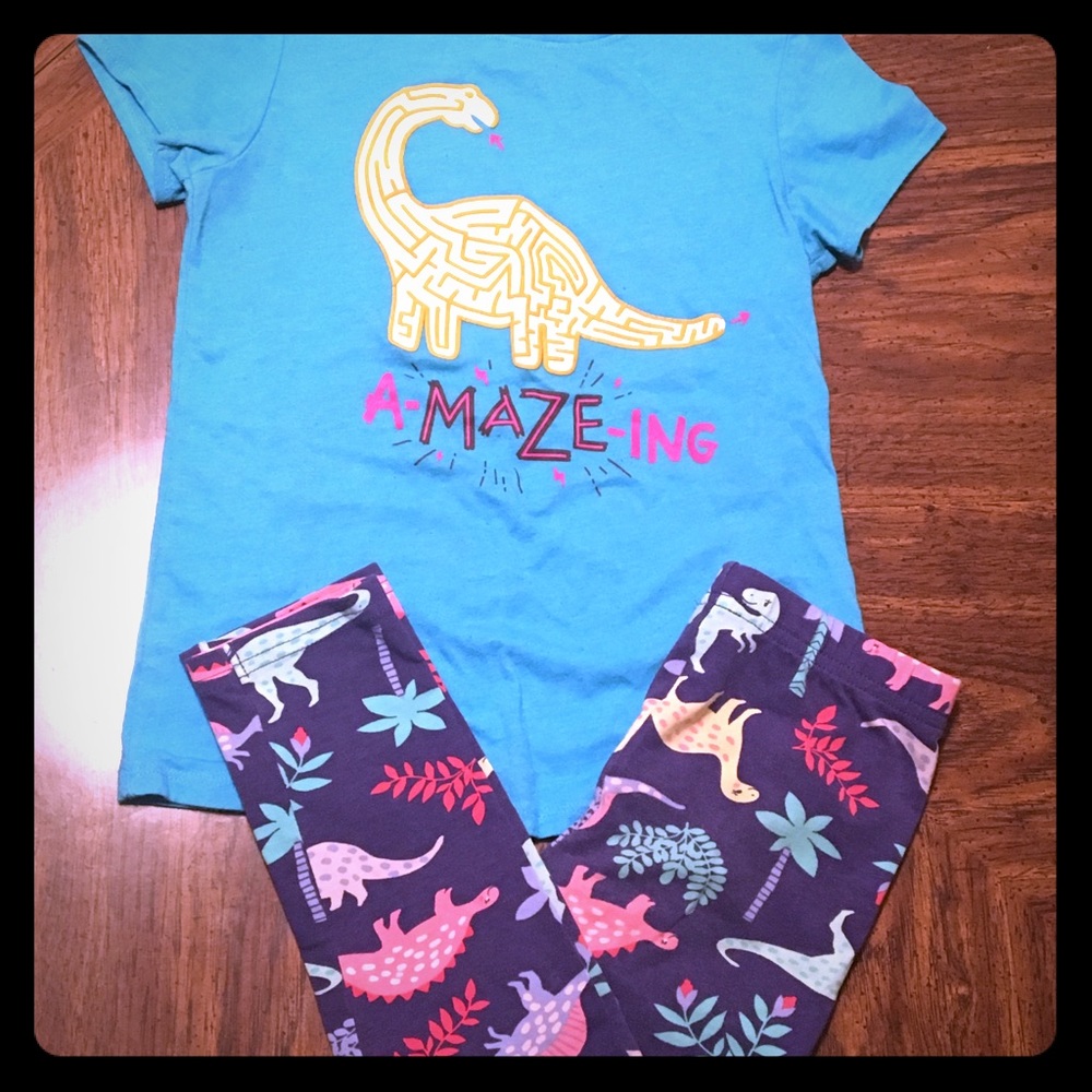 DINOSAUR OUTFIT!
